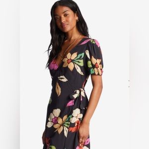 Billabong dress Med